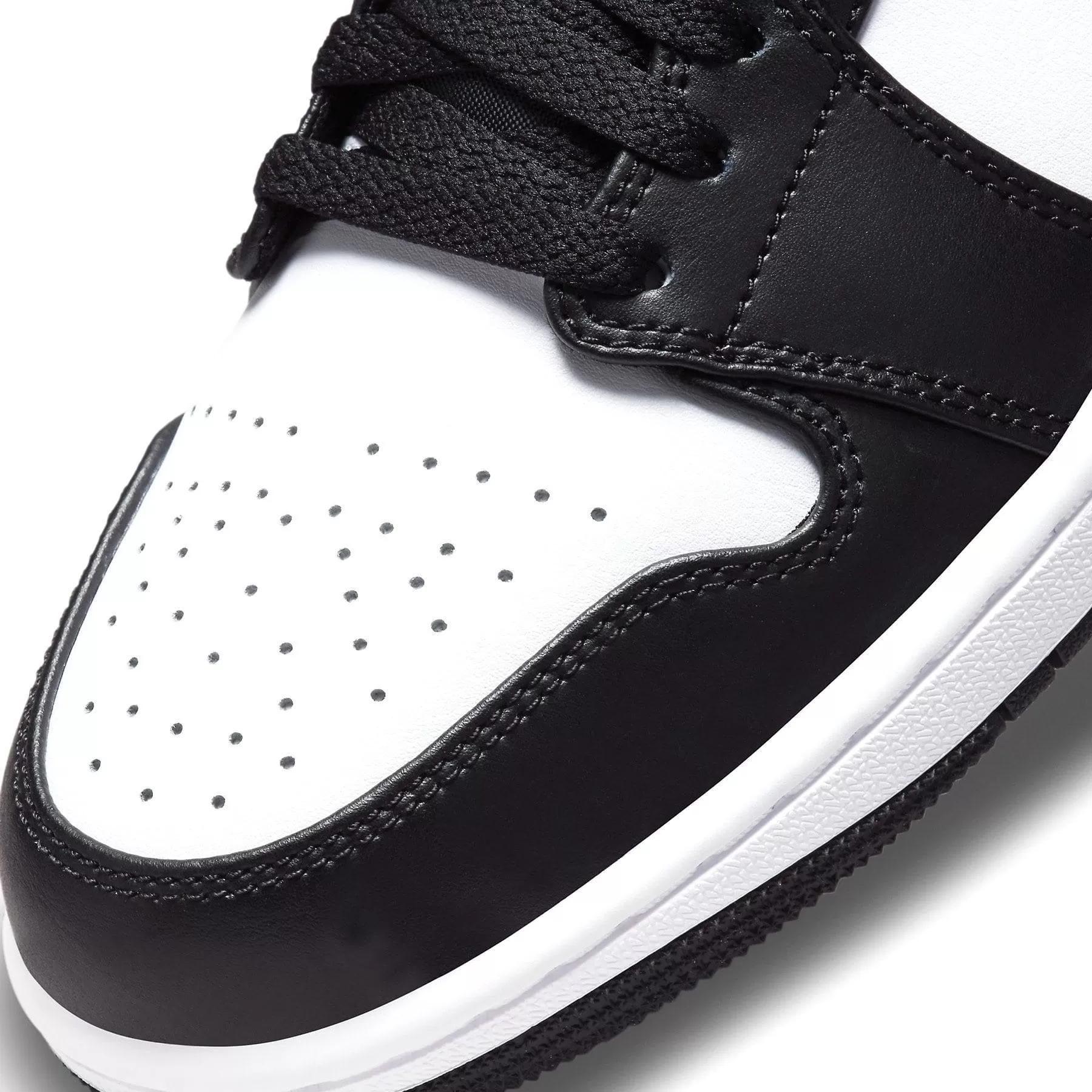 Air Jordan 1 Low 'Black Medium Grey'