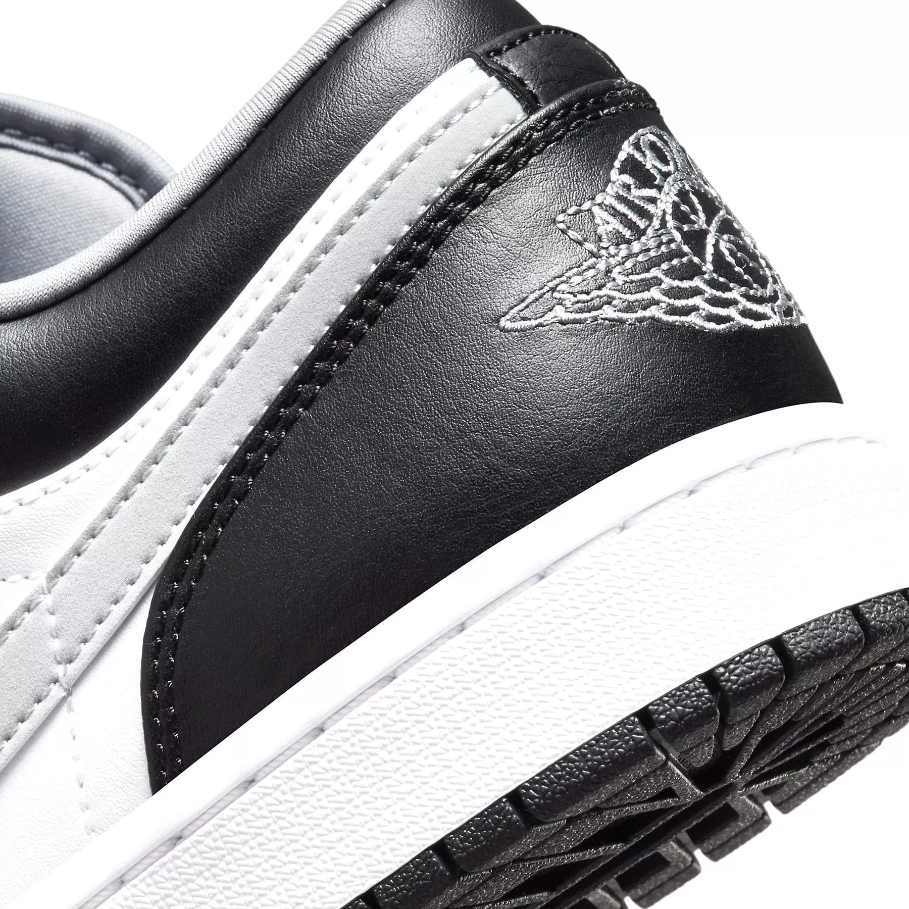 Air Jordan 1 Low 'Black Medium Grey'