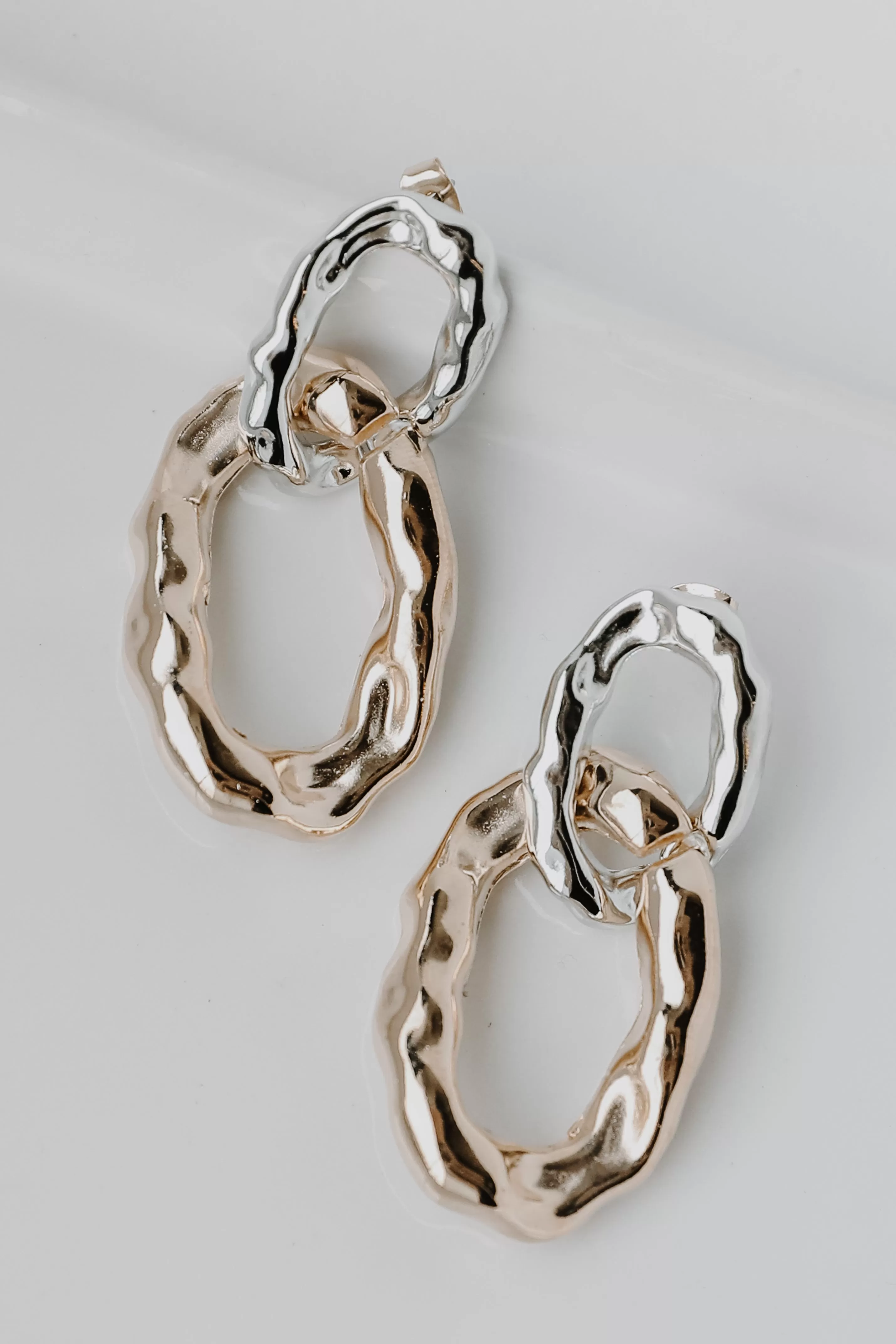 Aspen Gold Hammered Chainlink Drop Earrings