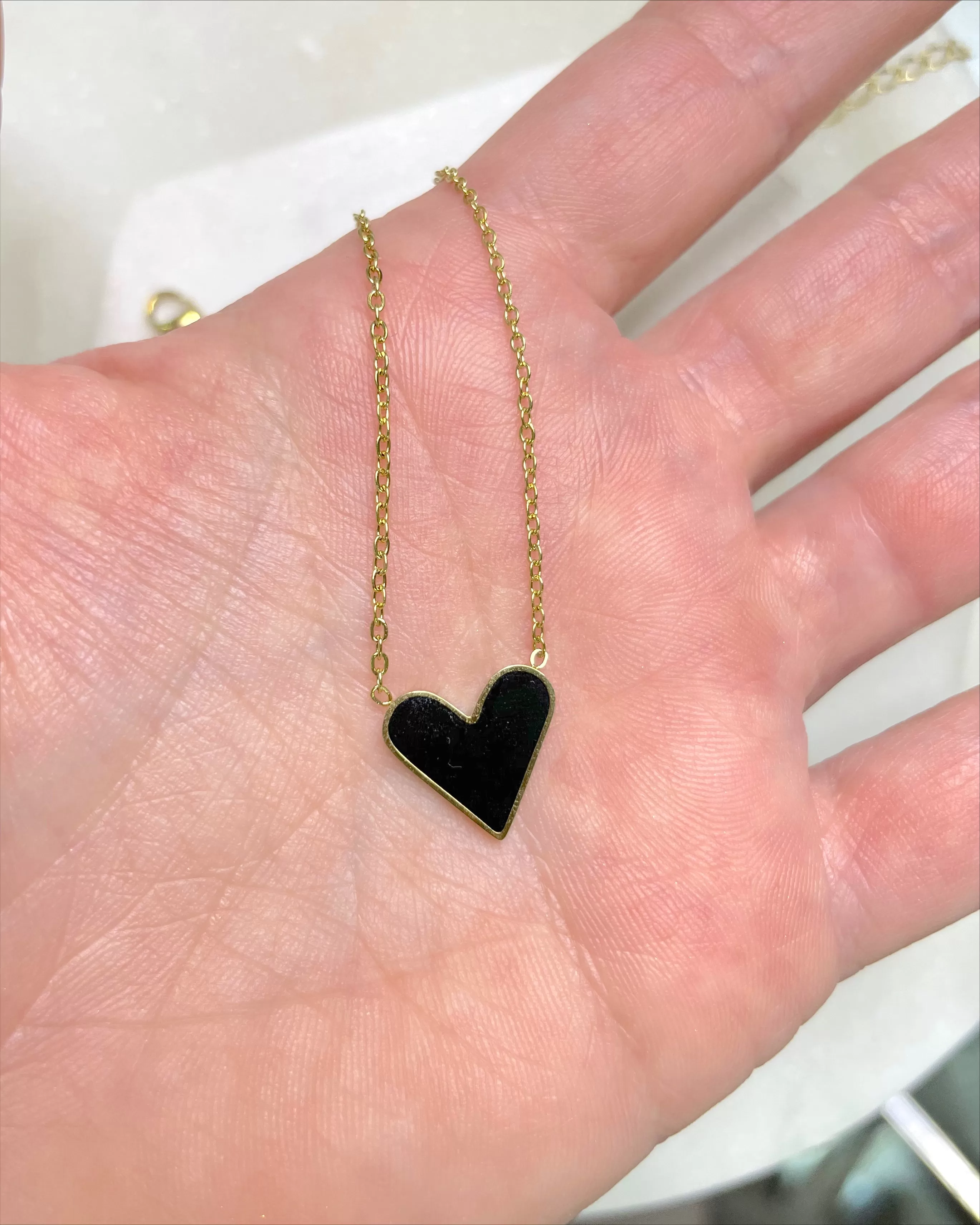 Black heart necklace