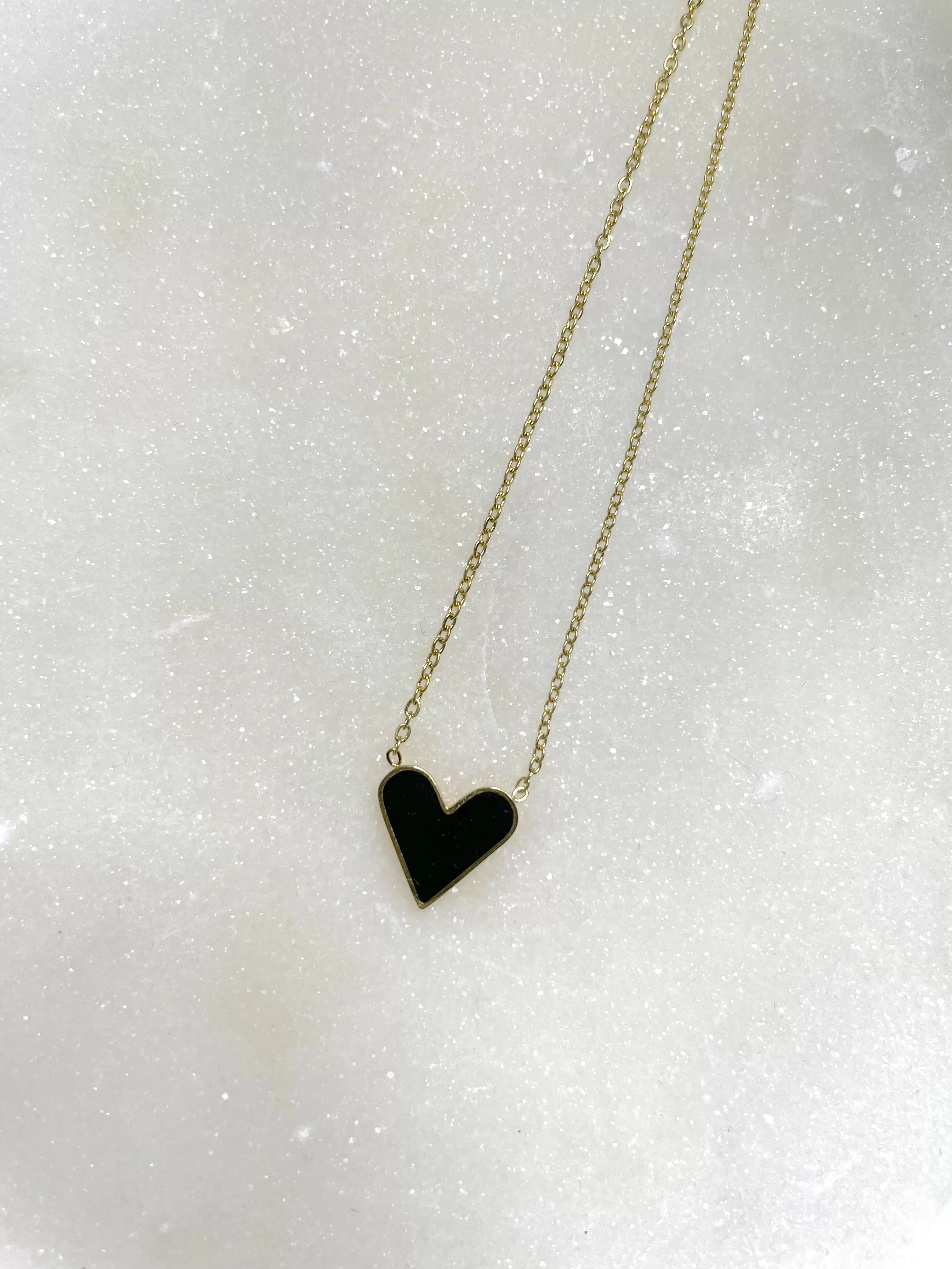 Black heart necklace