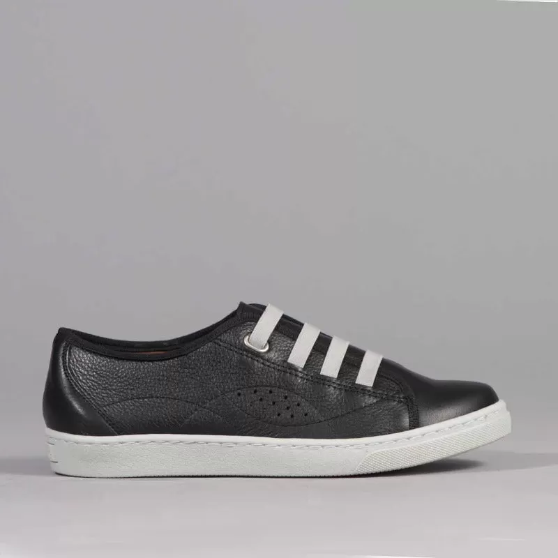 Elasticated Sneaker with Removable Footbed in Black - 12634