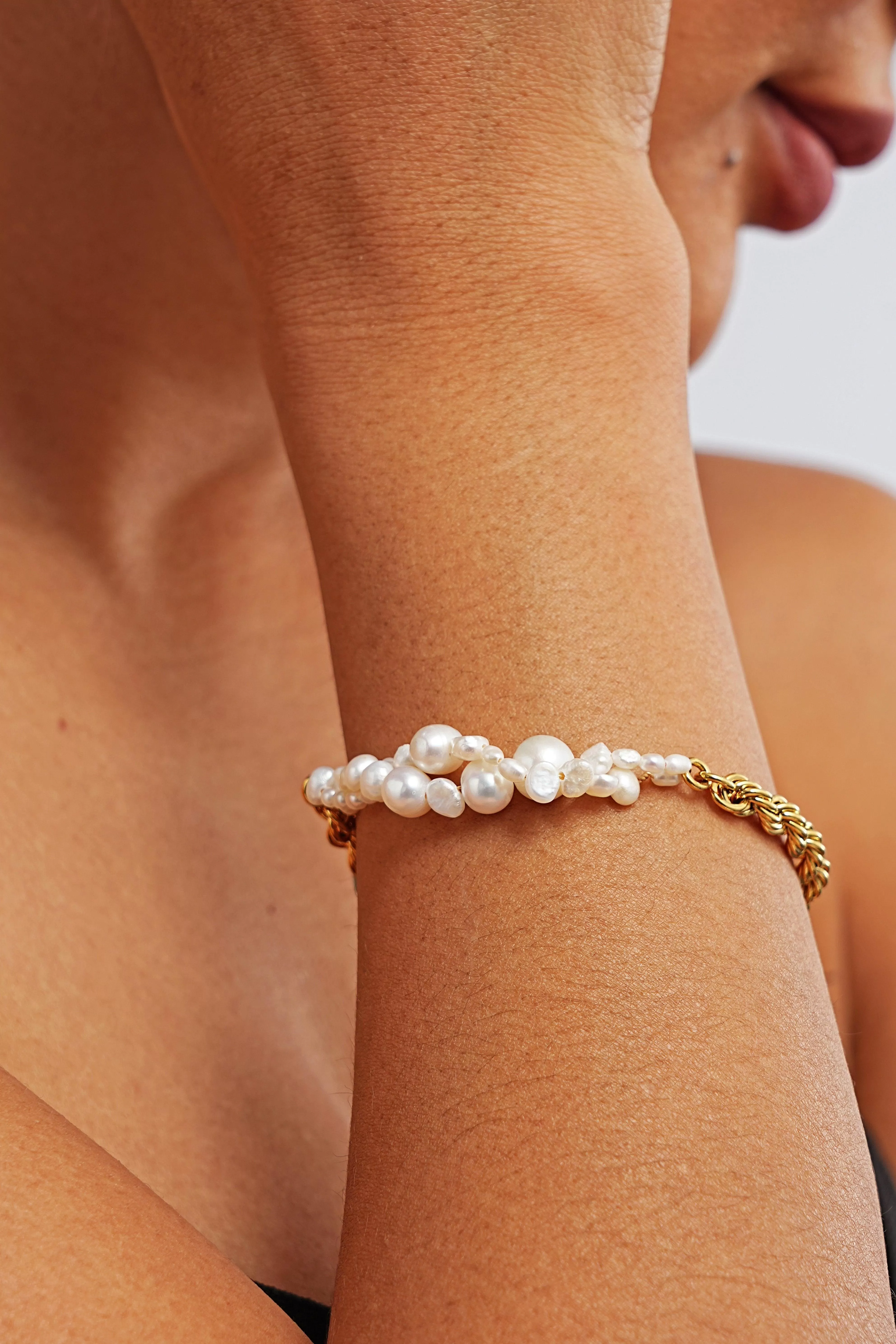 Kinsley 18K Gold Pearl Bracelet