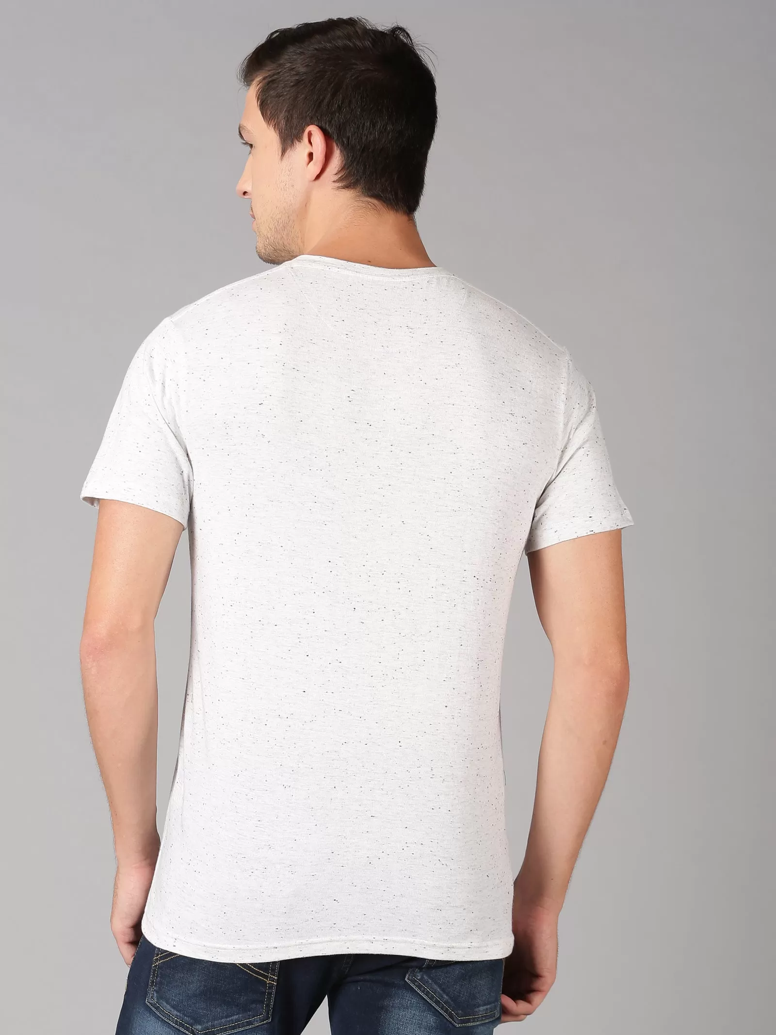 MEN'S ECRU SOLID SLIM FIT T.SHIRT