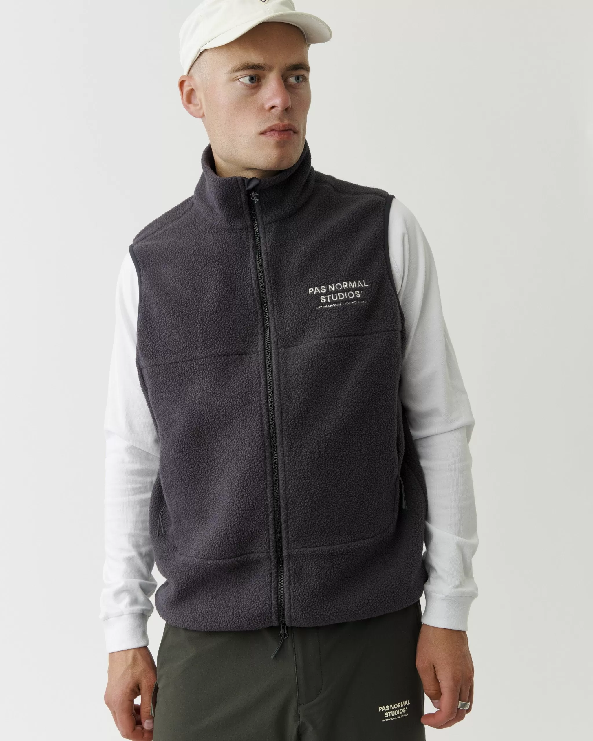 Off-Race Fleece Vest