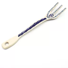 Serving Fork 12 in Sail Regatta