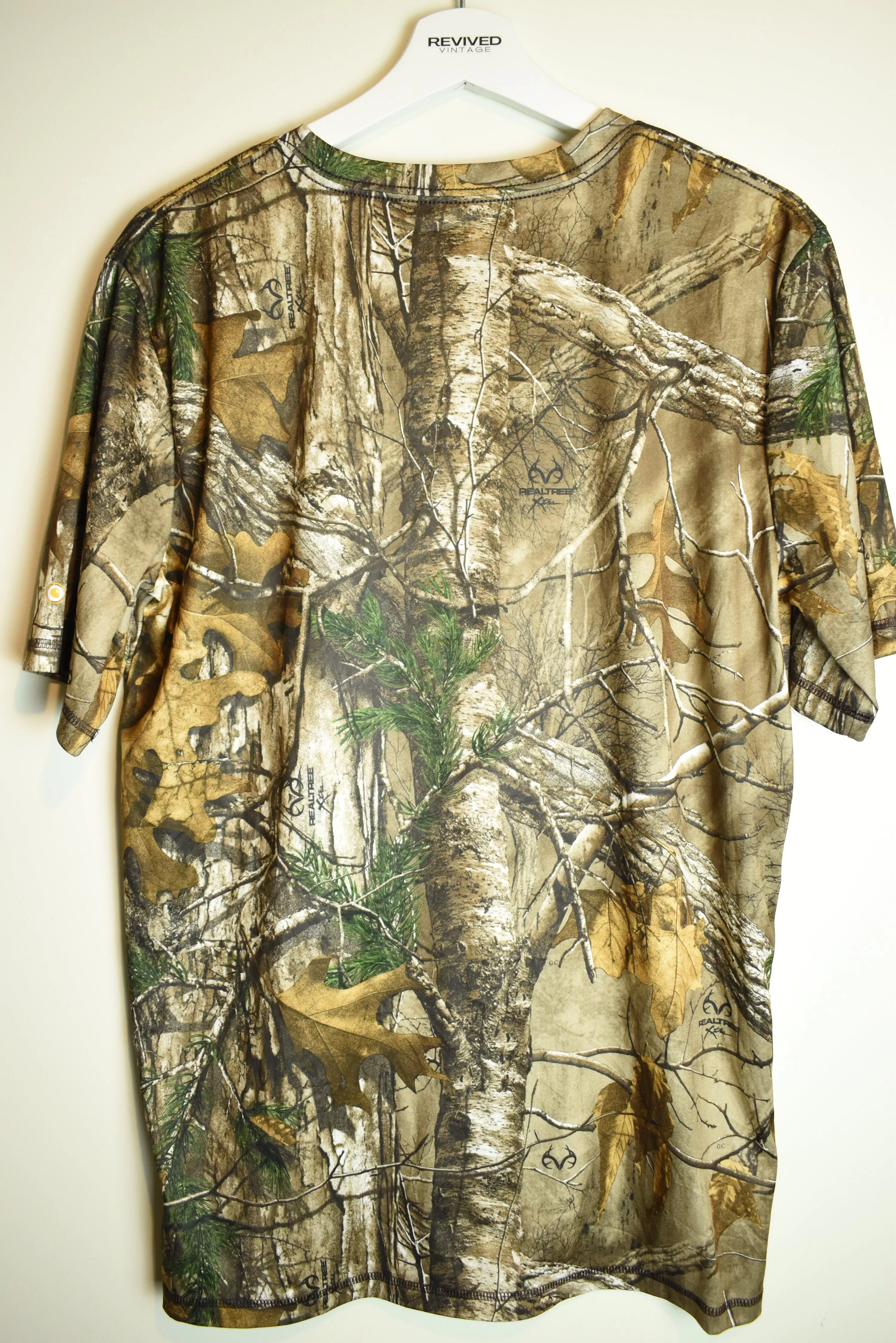 Vintage Carhartt Realtree Pattern T-Shirt Large