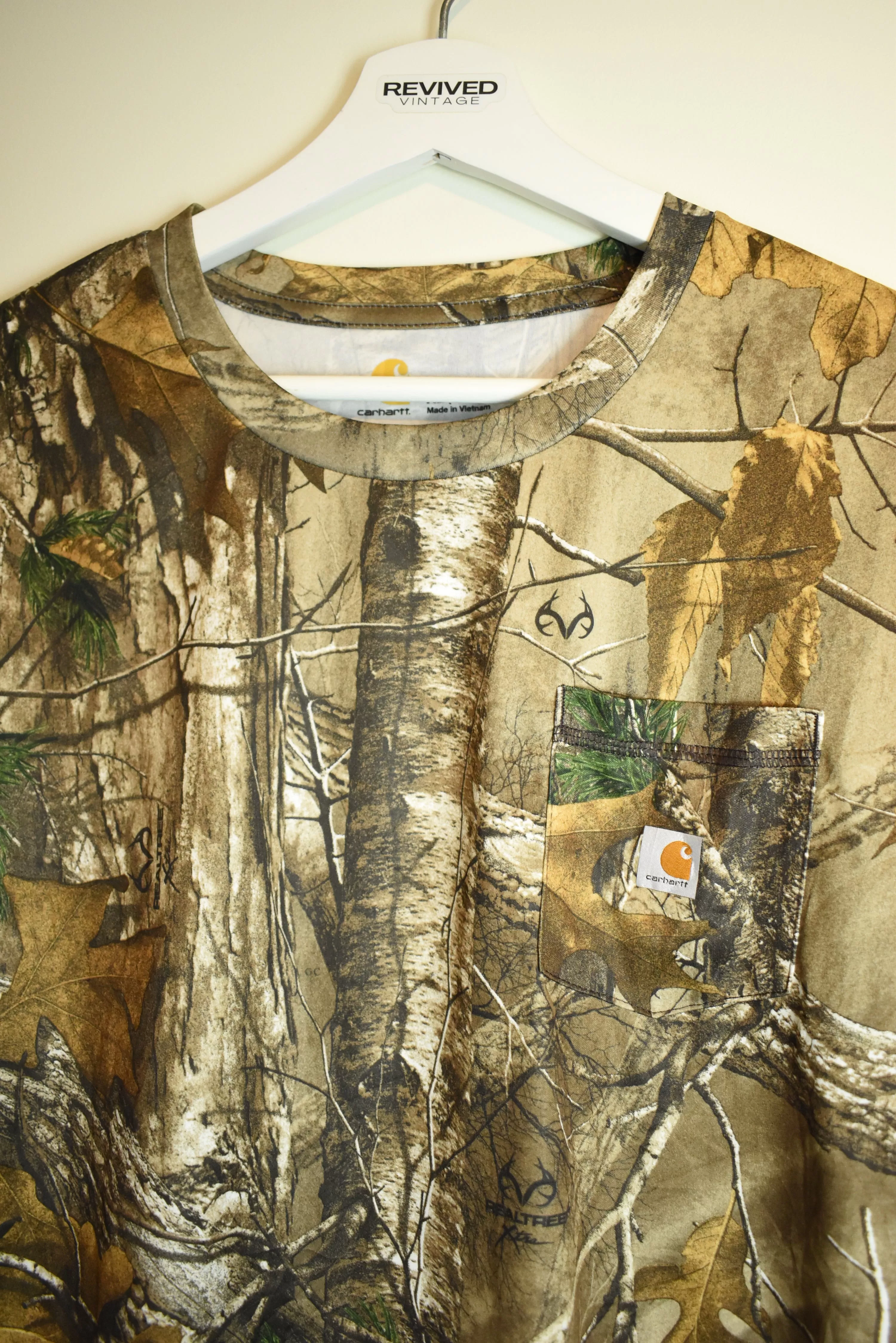 Vintage Carhartt Realtree Pattern T-Shirt Large