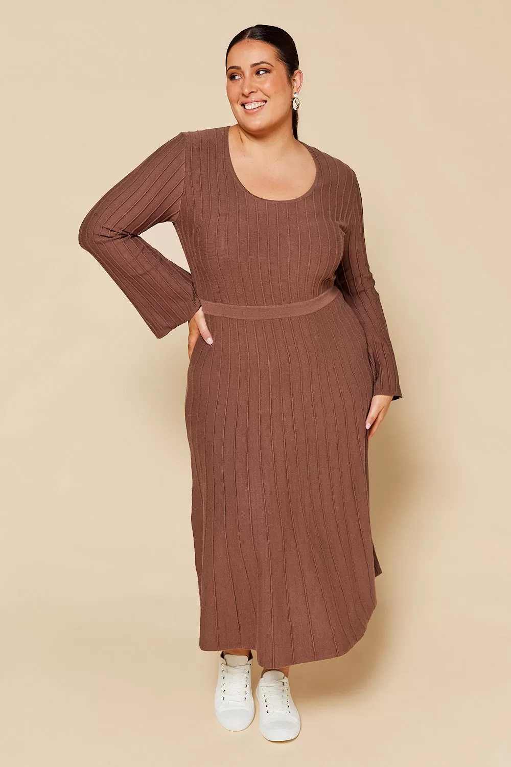 Waisted Knitted Dress in Cacao