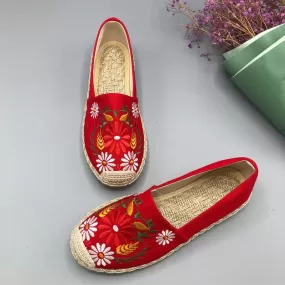 Women Casual Slip On Embroidered Flat Breathable Shoes